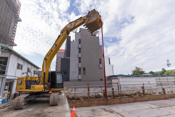 聖揚樂晴空 新春開工